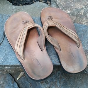 Abercrombie and Fitch Leather Flip Flops